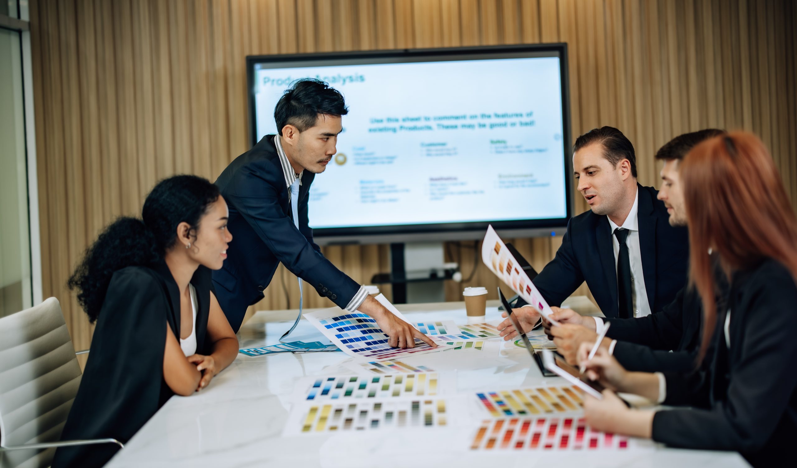 Integrating AI into Your Business Strategy: Key Steps for Effective Change Management: