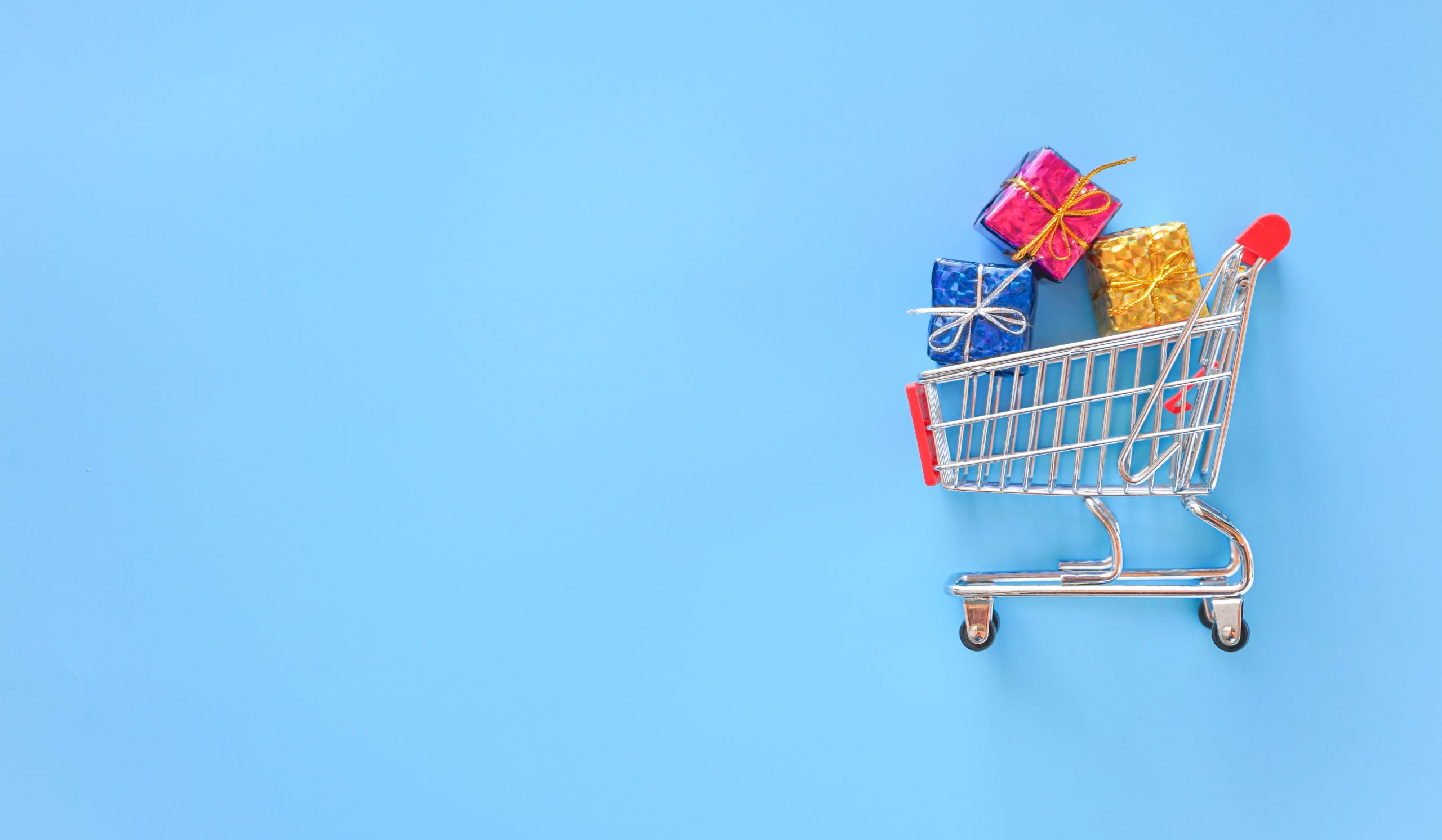 From Carts to Clicks: The Evolution of the Modern Shopping Experience: